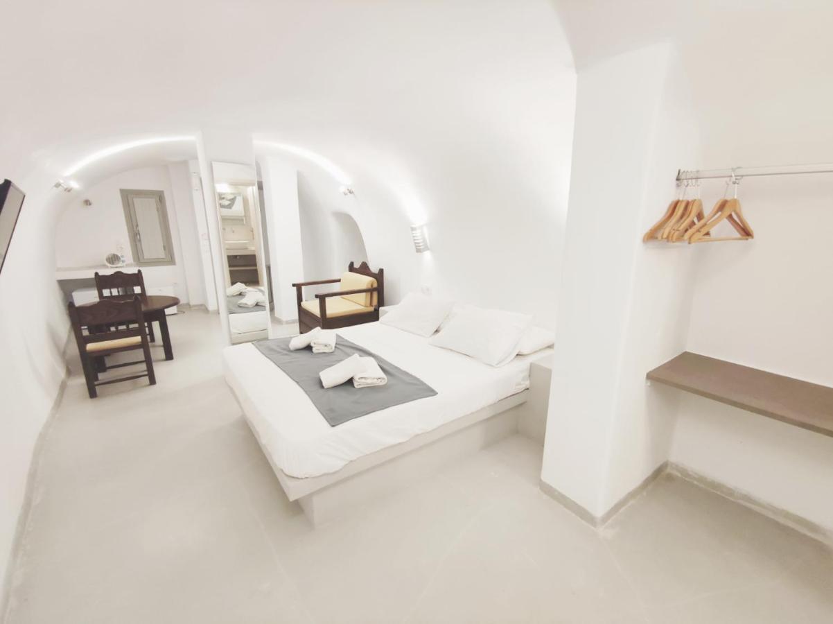 Fira Spirit Getaway Fira (Santorini) Extérieur photo